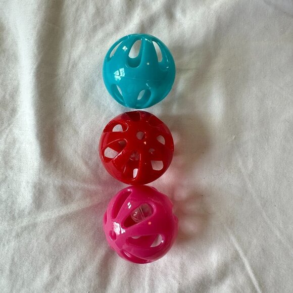 Wondershop™ Colorful Cat Toy Ball Assortment - Picture 6 of 7